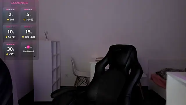 Snapshot of Paul_Rolex chatting on 03/08/26, 07:56 Paul Rolex online show from 03/08/26, 07:56