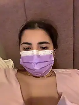 AnnieCartier online show from 04/15/26, 09:48