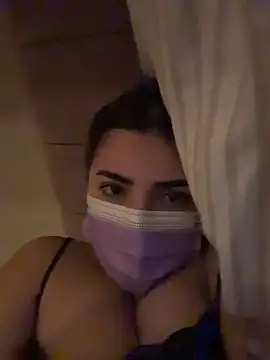 AnnieCartier online show from 04/18/26, 08:20