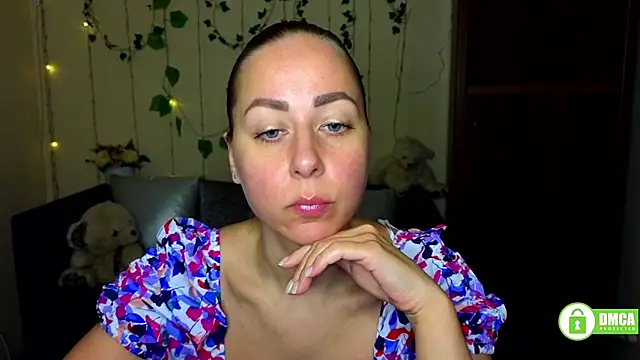 Alicewonderrmiss online show from 04/10/26, 05:23