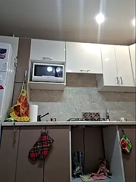 LaliaMia online show from 11/08/25, 03:50