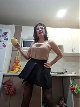 LaliaMia online show from 11/30/25, 04:38