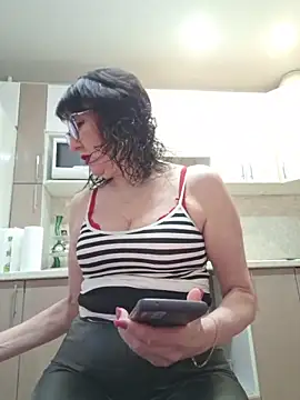 LaliaMia online show from 04/16/26, 12:55