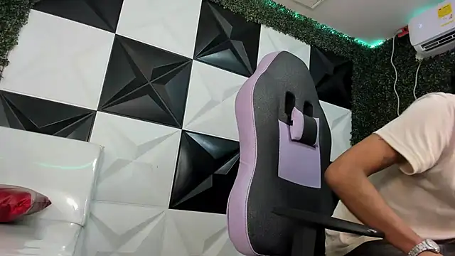 velvetcouple x online show from 07/06/26, 03:36