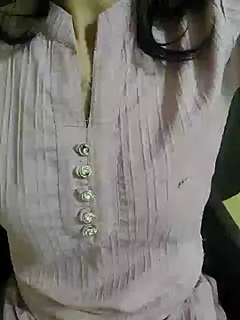 Snapshot of Monika_kumari6 chatting on 05/08/26, 04:01 Monika kumari6 online show from 05/08/26, 04:01