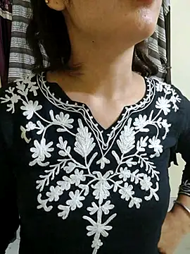 Snapshot of Monika_kumari6 chatting on 05/24/26, 05:18 Monika kumari6 online show from 05/24/26, 05:18