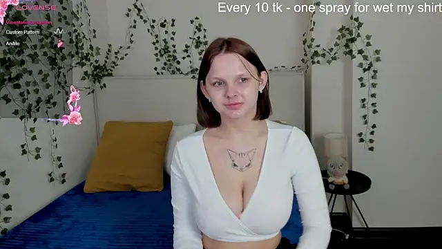 Charlotte Stee online show from 04/20/26, 02:25