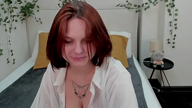 Charlotte Stee online show from 05/11/26, 02:06