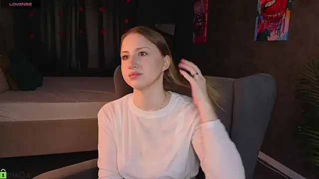 April Jackson online show from 04/08/26, 01:05