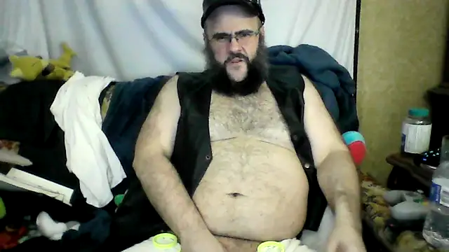 BriTheTopBear online show from 05/06/26, 12:52