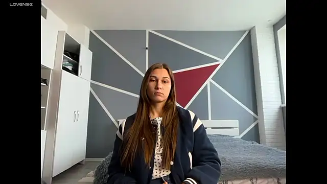 KatrinHapp online show from 04/13/26, 06:19