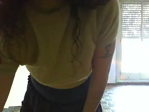 Snapshot of luly_mariposa chatting on 04/22/26, 03:02 luly mariposa online show from 04/22/26, 03:02