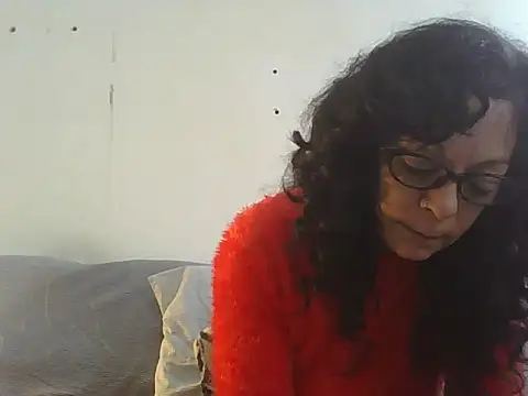 Snapshot of luly_mariposa chatting on 05/14/26, 12:12 luly mariposa online show from 05/14/26, 12:12