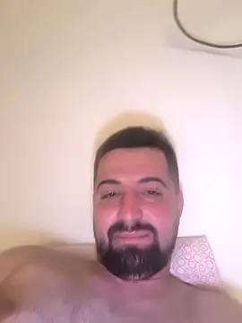 Snapshot of Attila2701 chatting on 04/08/26, 07:58 Attila2701 online show from 04/08/26, 07:58