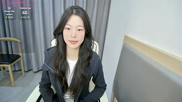 Snapshot of yizhixiaolulu chatting on 04/06/26, 03:13 yizhixiaolulu online show from 04/06/26, 03:13