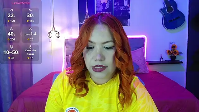 Snapshot of Srta_saraa chatting on 06/18/26, 03:18 Srta saraa online show from 06/18/26, 03:18