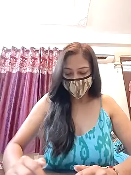 Aliyaa bhat online show from 04/17/26, 04:04