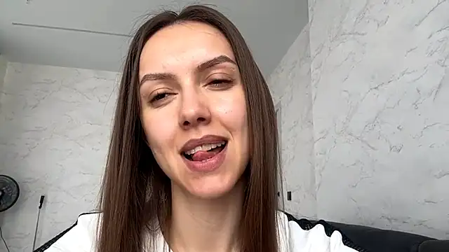 BrandyNorthcott online show from 05/14/26, 04:41