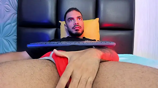 Snapshot of hairy_jordan chatting on 04/11/26, 03:55 hairy jordan online show from 04/11/26, 03:55