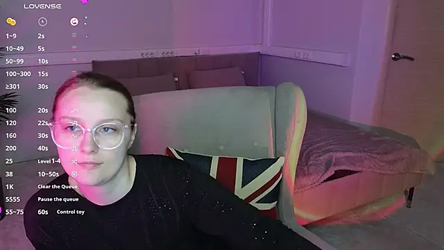 Snapshot of JessieWayy chatting on 05/19/26, 01:11 JessieWayy online show from 05/19/26, 01:11