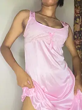 Snapshot of simran-cam chatting on 04/15/26, 07:58 simran-cam online show from 04/15/26, 07:58