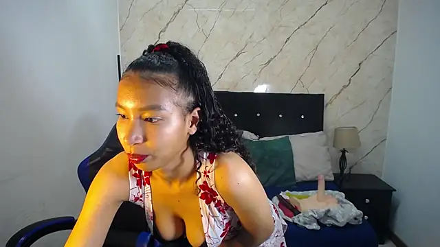 hasley cute online show from 04/24/26, 07:16