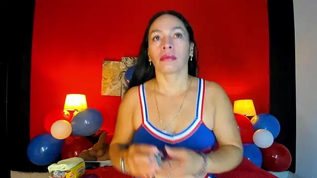 Snapshot of LucianaMadura1 chatting on 07/03/26, 10:54 LucianaMadura1 online show from 07/03/26, 10:54