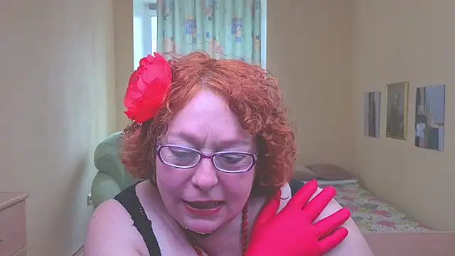 Fara Flutte online show from 04/24/26, 06:16