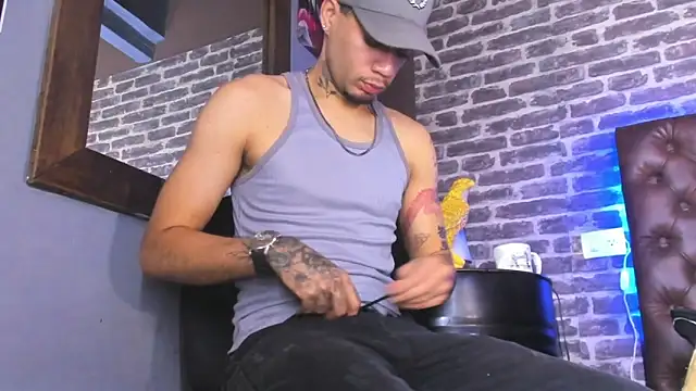Daniel huge22 online show from 05/31/26, 03:41