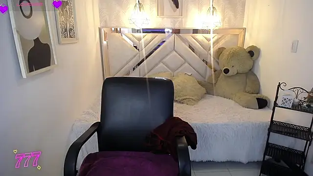 ahmy  online show from 05/01/26, 07:51