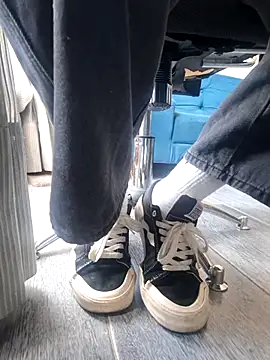 Snapshot of seijaku_ chatting on 06/26/26, 07:07 seijaku online show from 06/26/26, 07:07