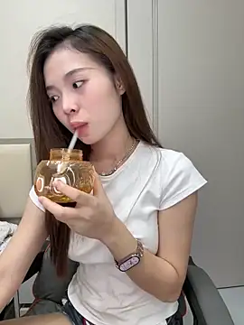 Mimiluv1234 online show from 06/10/26, 01:43