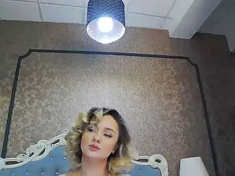 Snapshot of Ivy_Quin chatting on 04/10/26, 03:56 Ivy Quin online show from 04/10/26, 03:56
