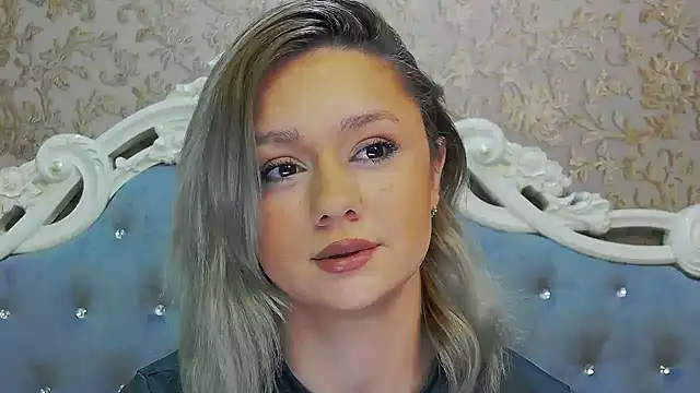 Snapshot of Ivy_Quin chatting on 05/12/26, 03:36 Ivy Quin online show from 05/12/26, 03:36