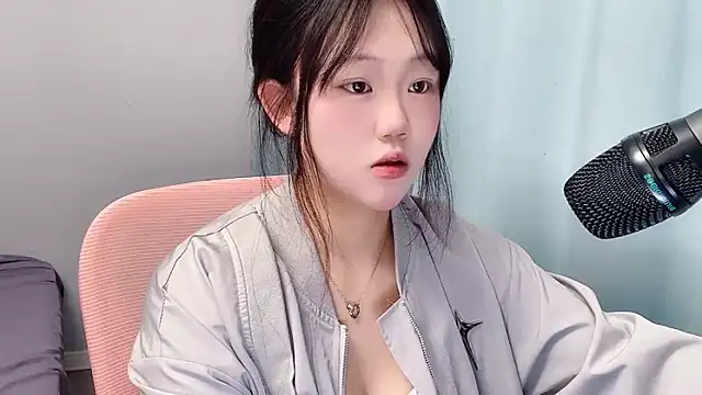 Lilababy00 online show from 04/22/26, 11:56