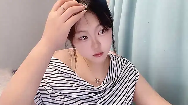 Lilababy00 online show from 04/25/26, 02:58