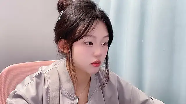 Lilababy00 online show from 04/26/26, 02:09