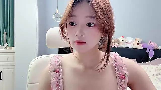 Lilababy00 online show from 05/23/26, 05:23