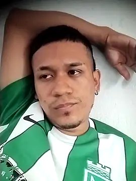 Snapshot of _Morenoo_Col_17cm chatting on 04/07/26, 01:00 Morenoo Col 17cm online show from 04/07/26, 01:00