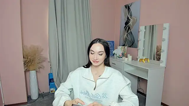 AngeleZeidler online show from 04/08/26, 06:46