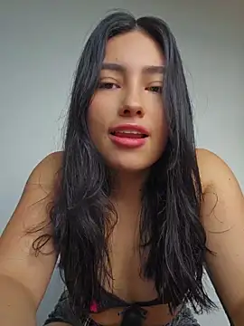 VioletRousee online show from 06/12/26, 02:16