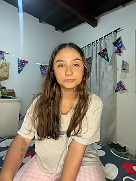 Naii-yu online show from 04/17/26, 05:43