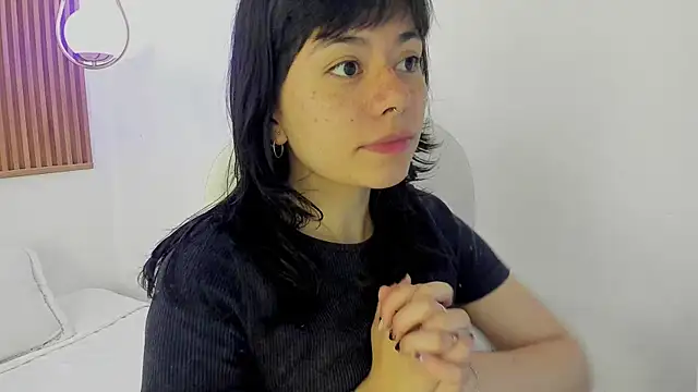 Snapshot of ghostmila chatting on 05/02/26, 01:05 ghostmila online show from 05/02/26, 01:05