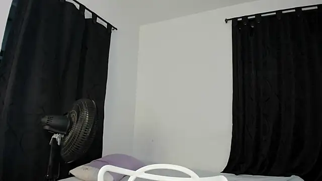 aisshalee online show from 05/21/26, 07:43