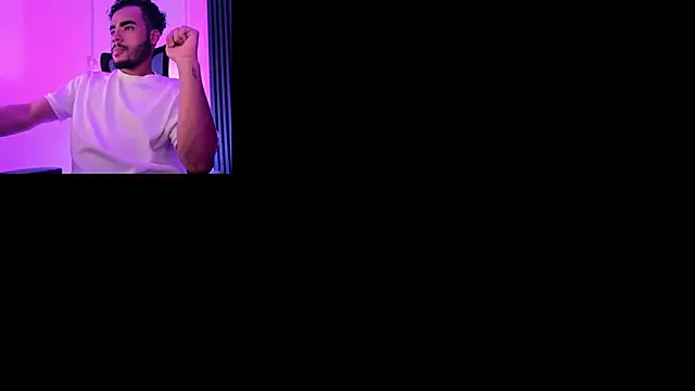 Snapshot of tyagofdef chatting on 04/08/26, 11:16 tyagofdef online show from 04/08/26, 11:16