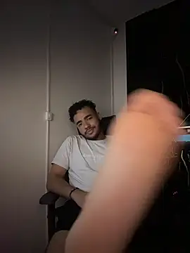 Snapshot of tyagofdef chatting on 04/11/26, 05:34 tyagofdef online show from 04/11/26, 05:34