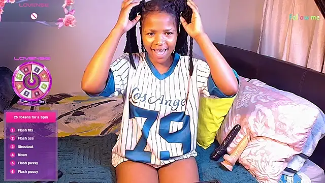 CocoaBelle online show from 05/02/26, 10:37