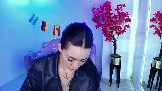 Rainy doll online show from 06/17/26, 11:45