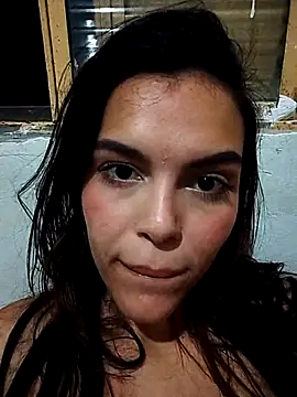 Snapshot of Freya1104 chatting on 05/27/26, 01:46 Freya1104 online show from 05/27/26, 01:46