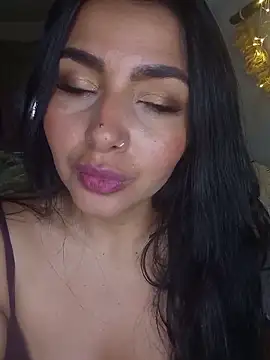 Snapshot of Antonella-corruso chatting on 05/01/26, 05:56 Antonella-corruso online show from 05/01/26, 05:56